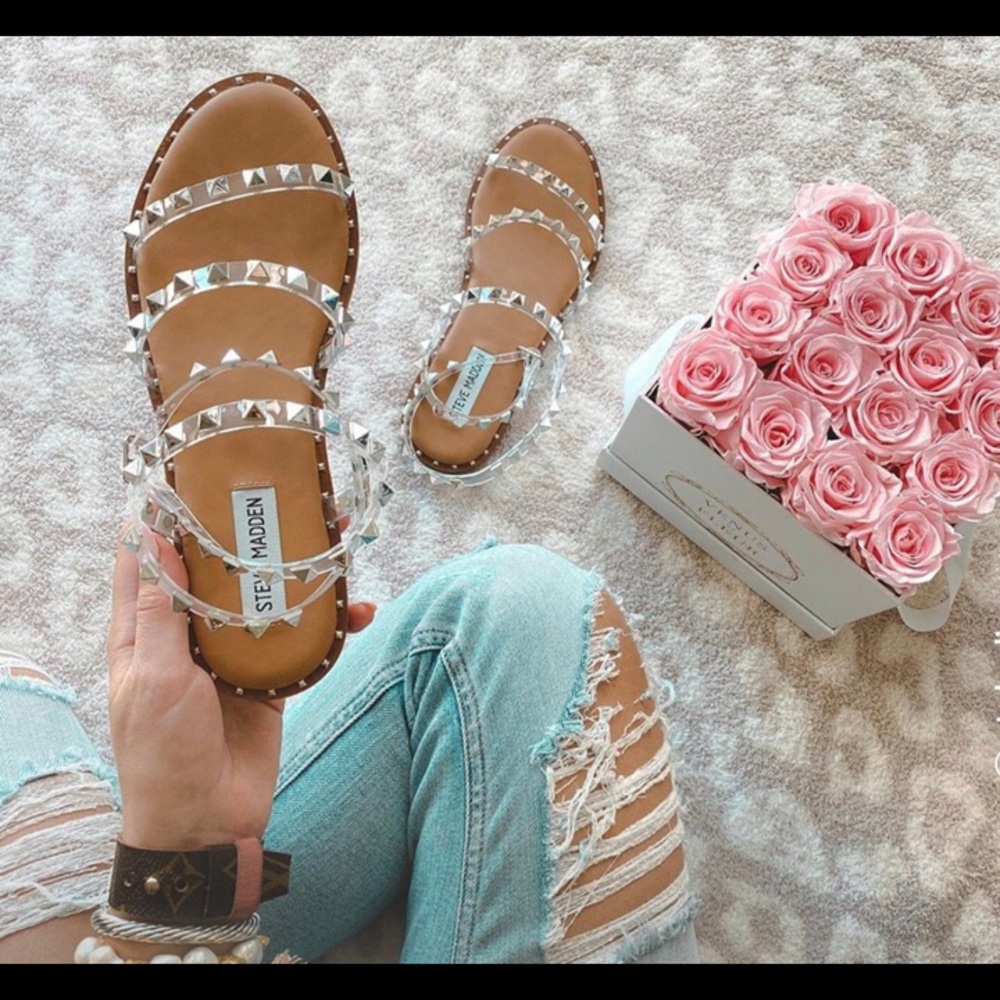 Steve Madden Clear Travel Sandal #travelsandal